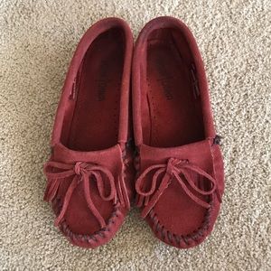 Minnetonka Kilty Hardsole moccasins